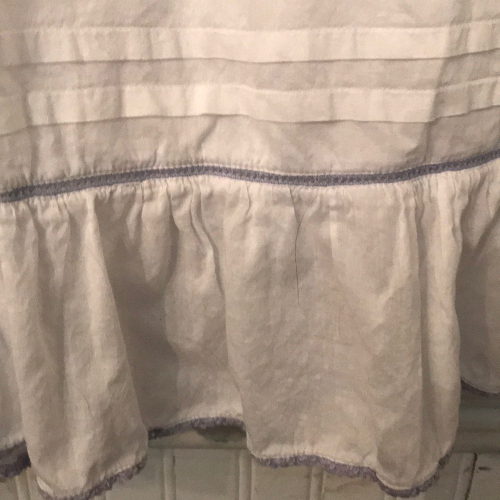 “OASIS” Embroidered White and Blue Cotton Dress. - Picture 12 of 16